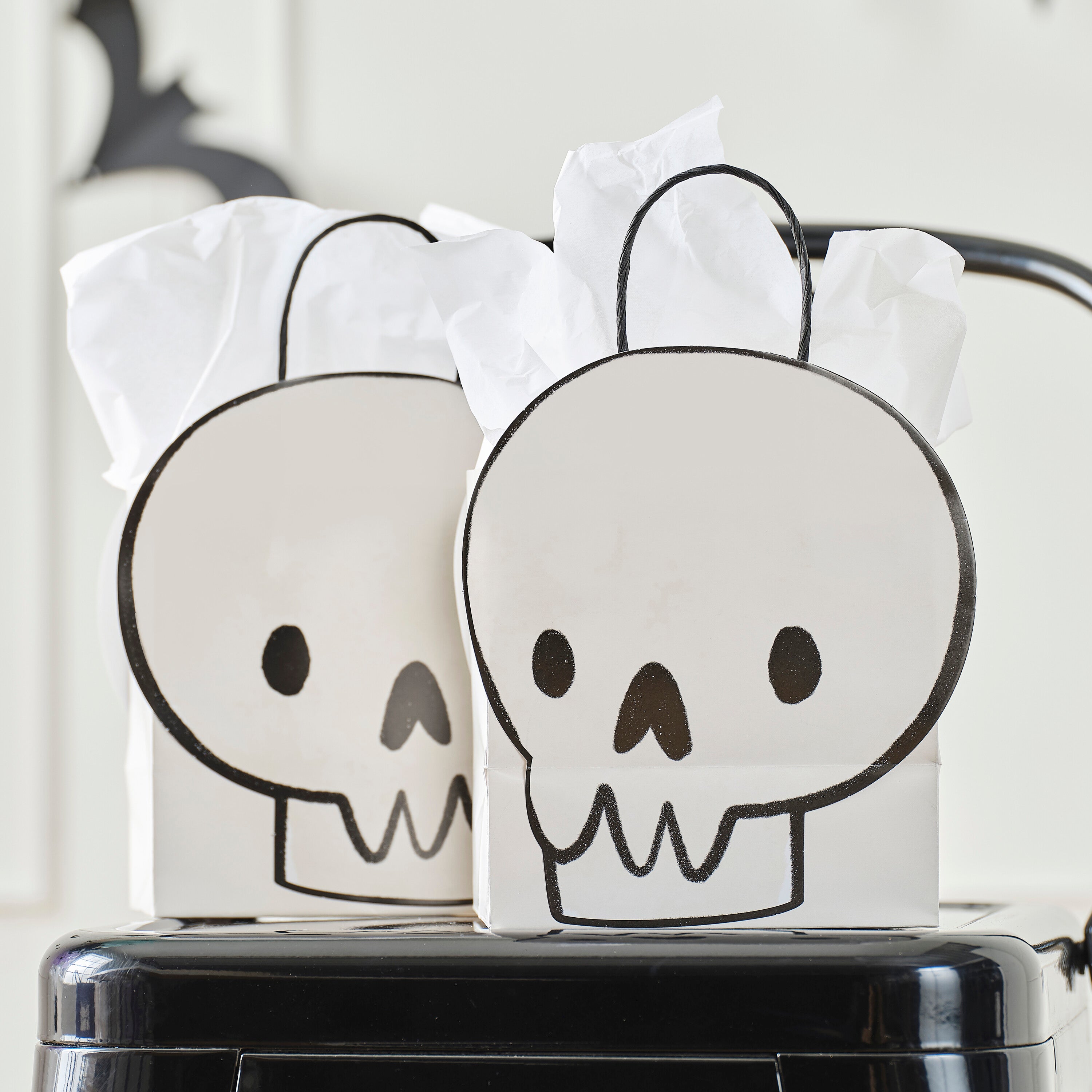 Skull Halloween Paper Party Bags- 5 Inner Pack