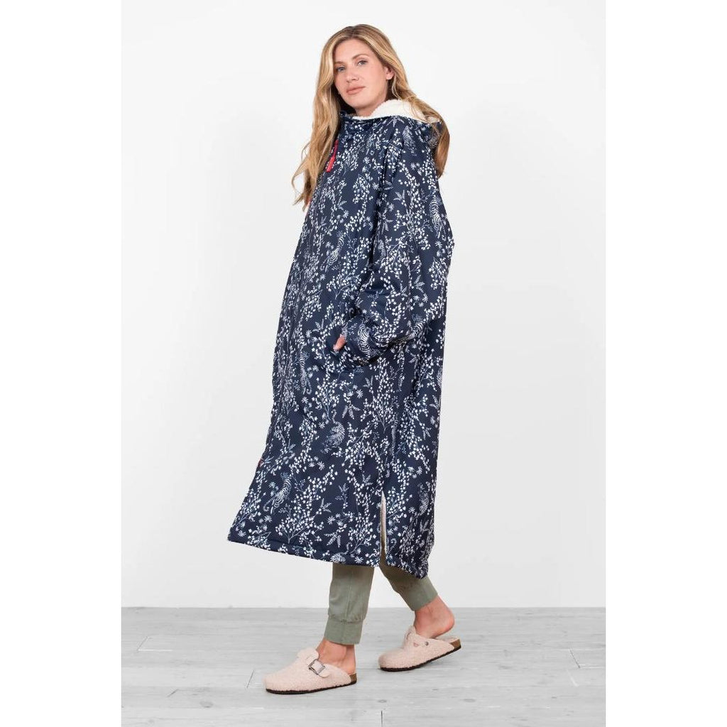 Brakeburn Tiger Chinook Changing Robe - Navy - S/M - Beales department store