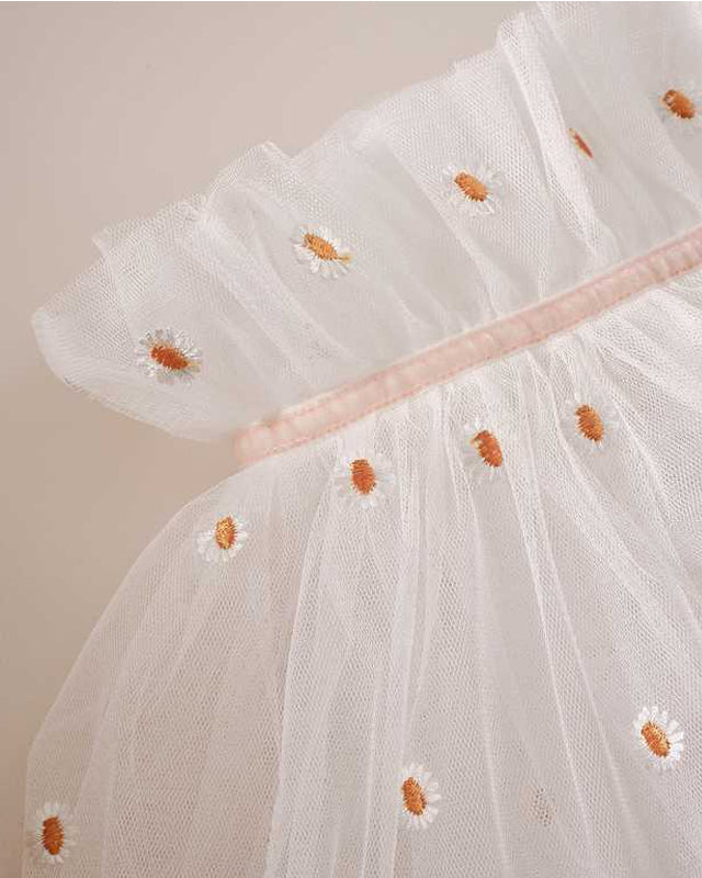 Daisy Cape