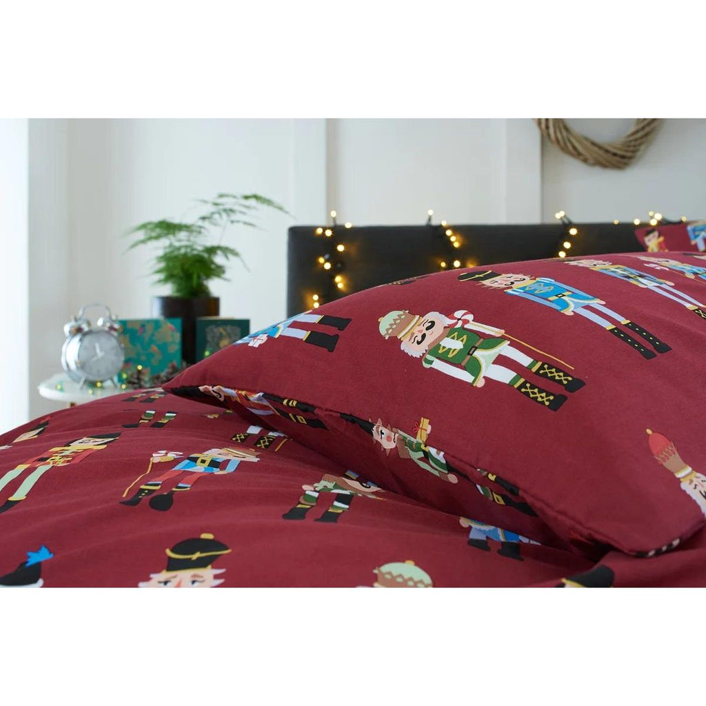 Deyongs Soldier Red Christmas Duvet Cover Set - Beales department store