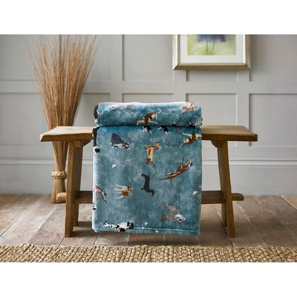 Deyongs SuperSoft Printed Fleece Throw - The Park - Beales department store