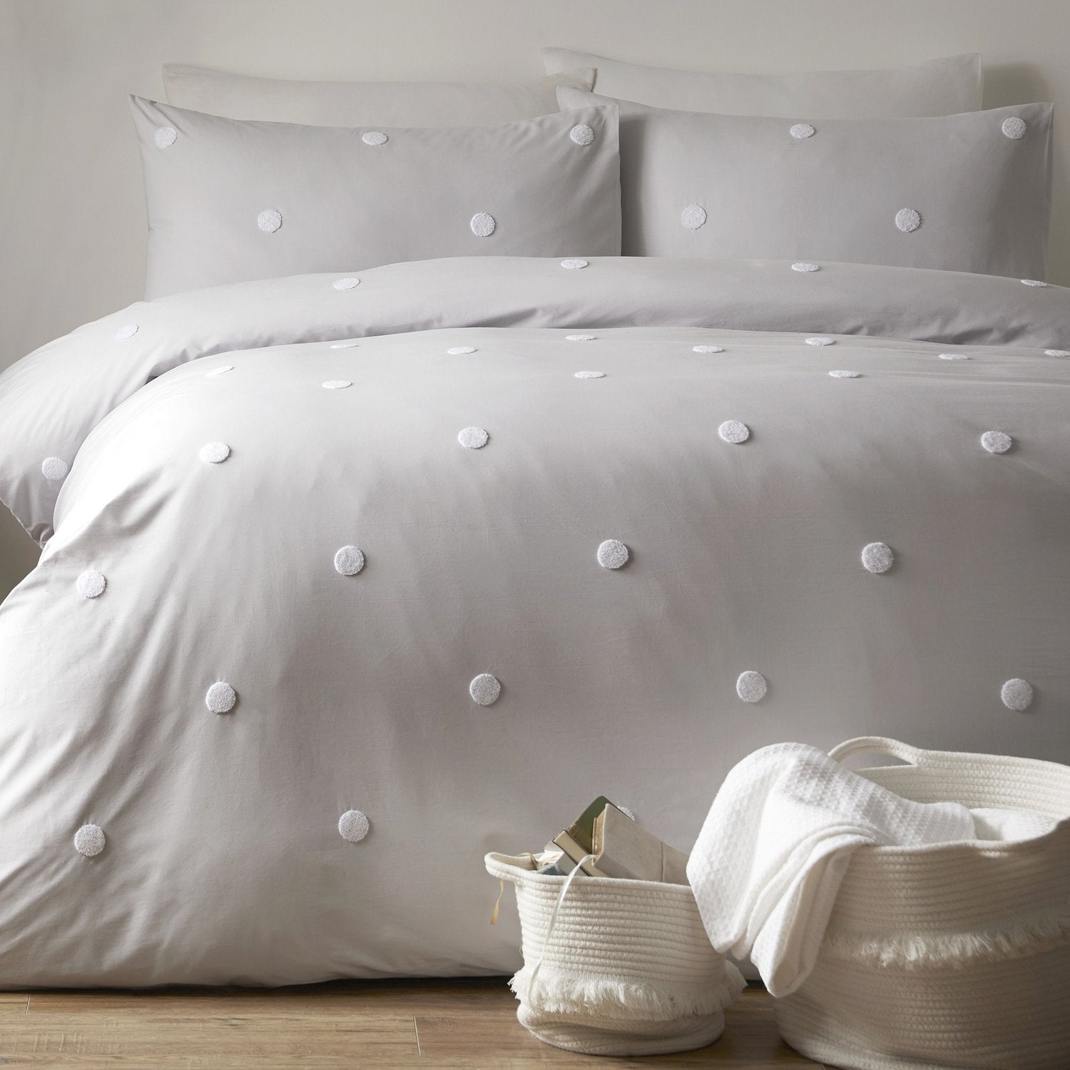 Dot Garden Silver 100% Cotton Duvet Set