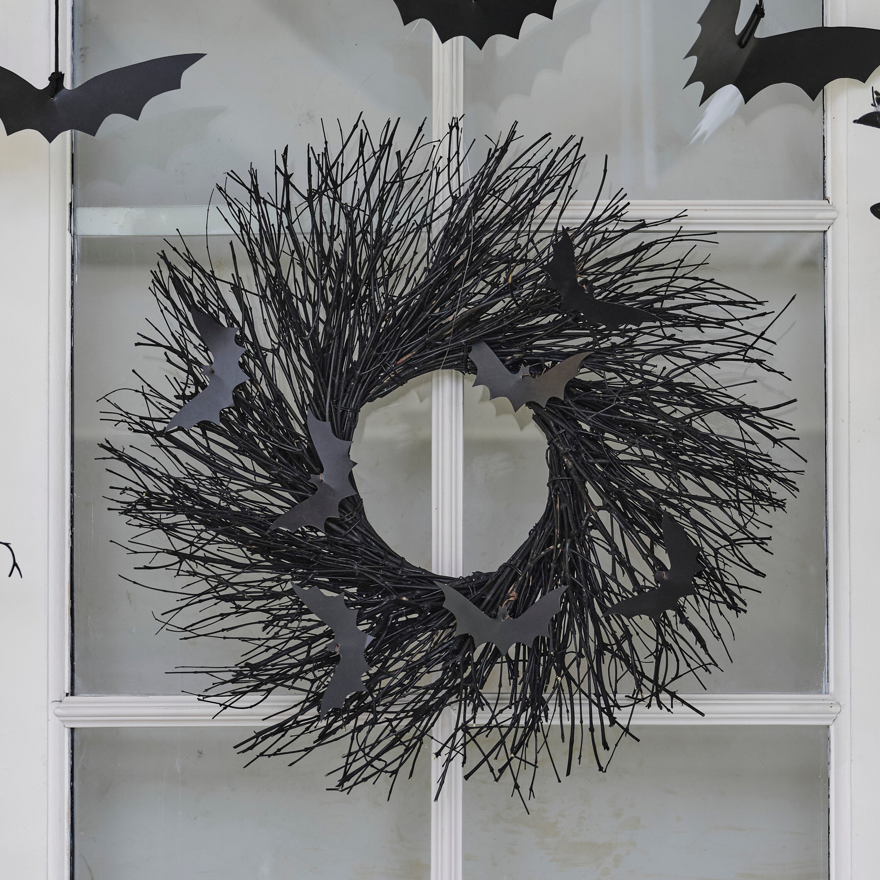 Black Twig Halloween Wreath with Bats- 5 Inner Pack