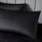 Laurence Llewelyn-Bowen Montrose Black Velvet Duvet Set