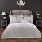Paisley Silver Luxury Jacquard Bedspread (260cm x 260cm)