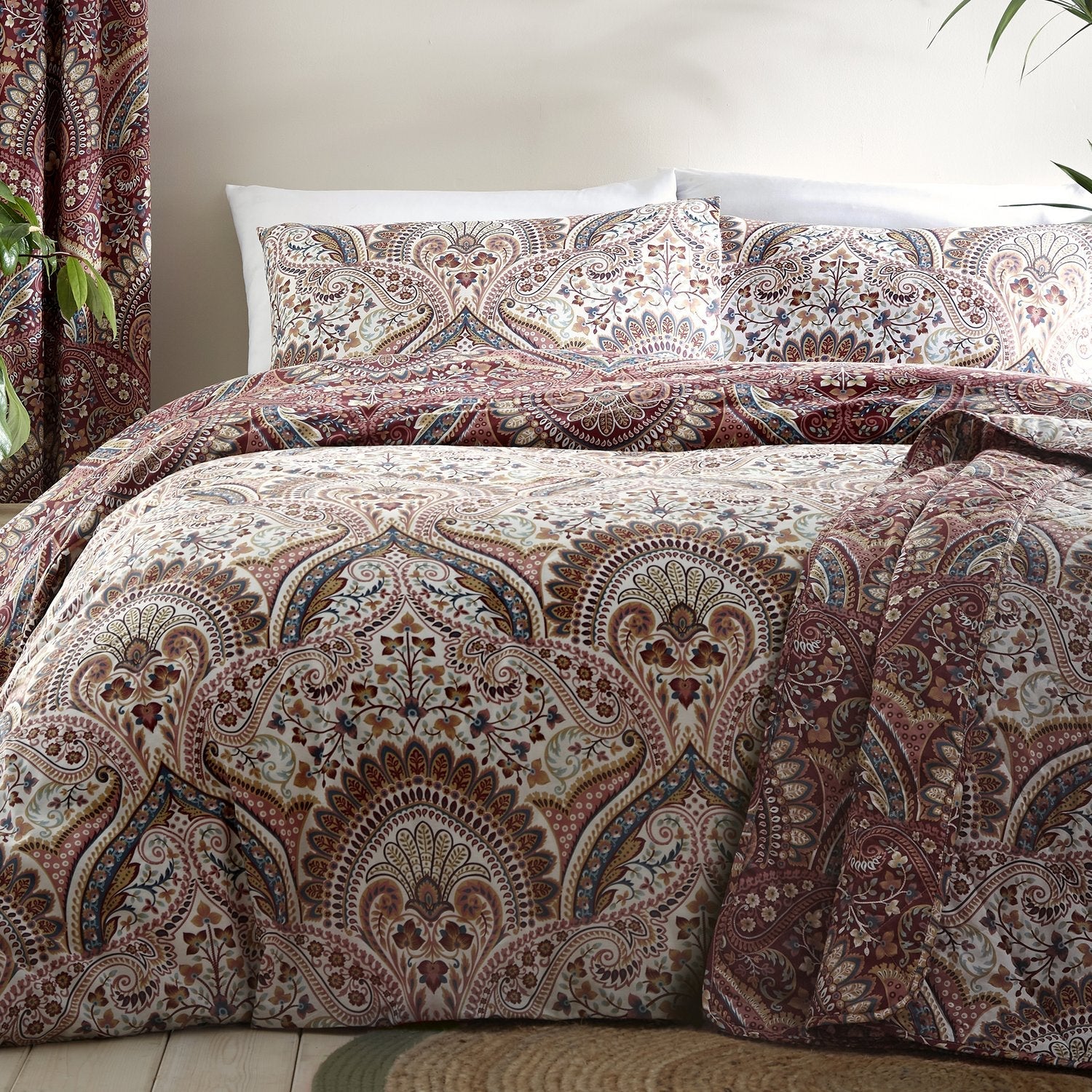 Palais Multi Reversible Duvet Set