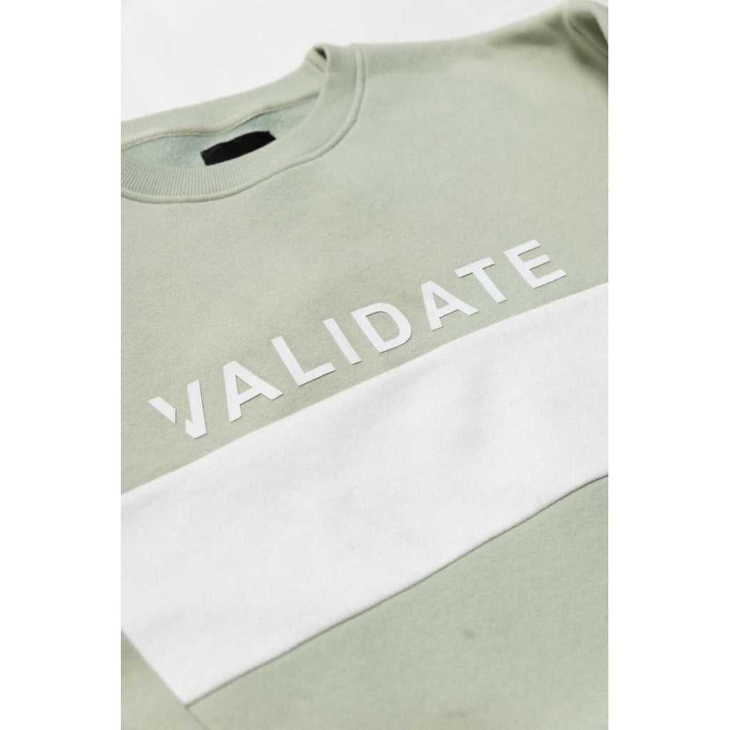 Validate Baily Crew Neck Green - Beales department store