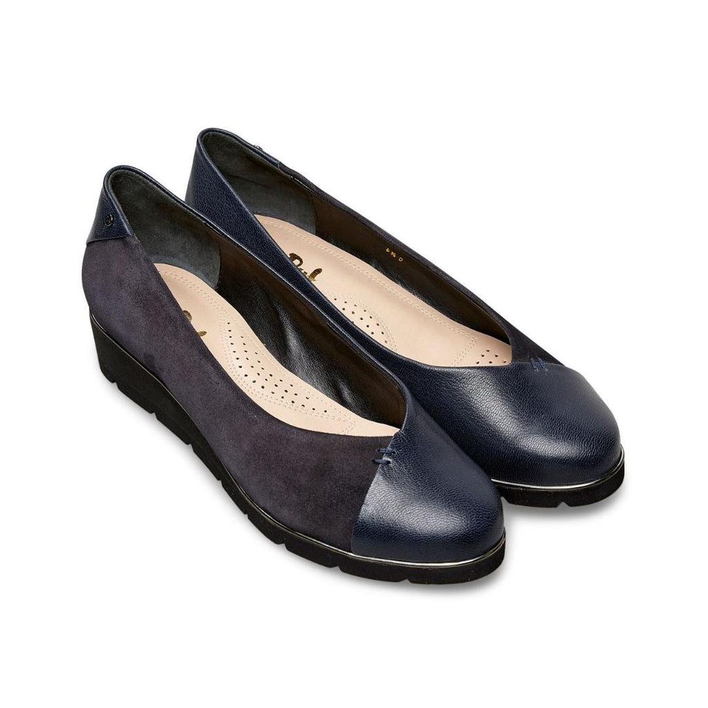Van Dal Munro Pumps - Midnight Leather - Beales department store