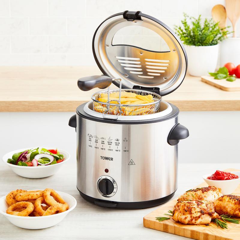 T17070 Tower 1.5L 1000W Deep Fat Fryer Stainless Steel - Beales department store